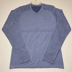 Title 188:

Lululemon Metal Vent Tech Long Sleeve Medium